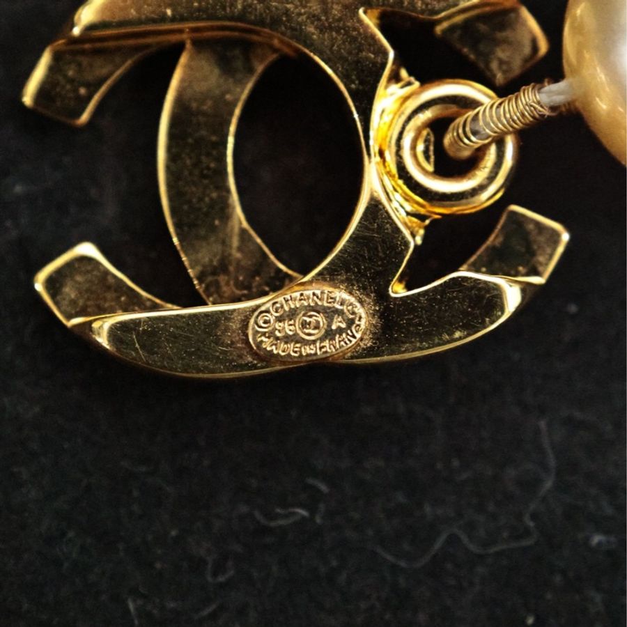 Chanel 96年珍珠素金书包扣长项链毛衣链-17