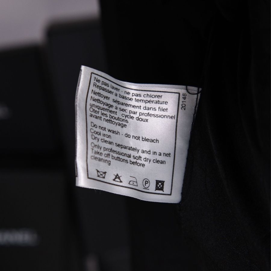 Chanel 02年黑色亮片金属链条流苏滚边猫头鹰扣两口袋上衣外套-16