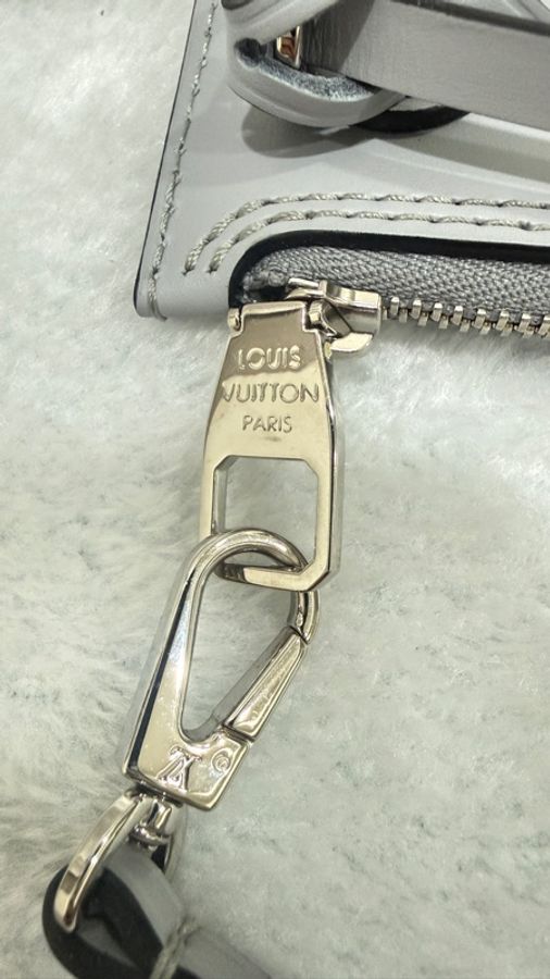 LOUIS VUITTON LV 全皮零錢卡包 小收納袋 灰色 零錢包-15
