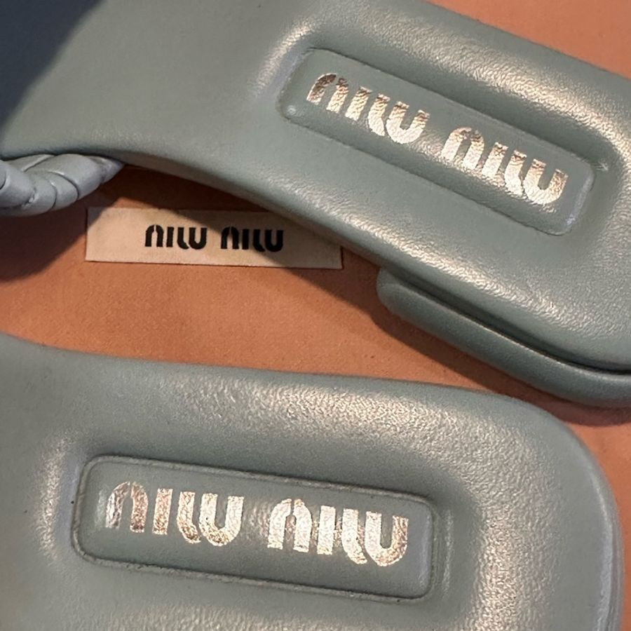 Miu Miu 凉鞋 拖鞋 凉托 经典皱皱真皮 平底露扯一字拖-9