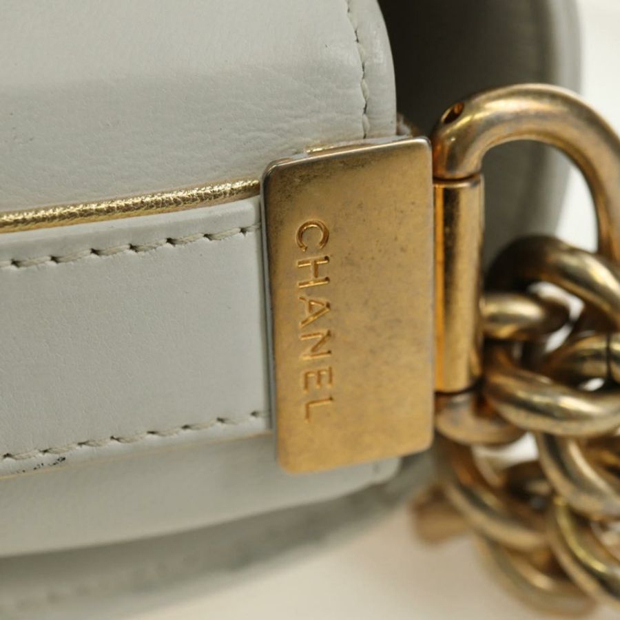 【日本直送】香奈兒 (CHANEL) 鏈條 Boy Chanel 單肩包 白色 金色 CC 標誌 正品 ka4428V-15