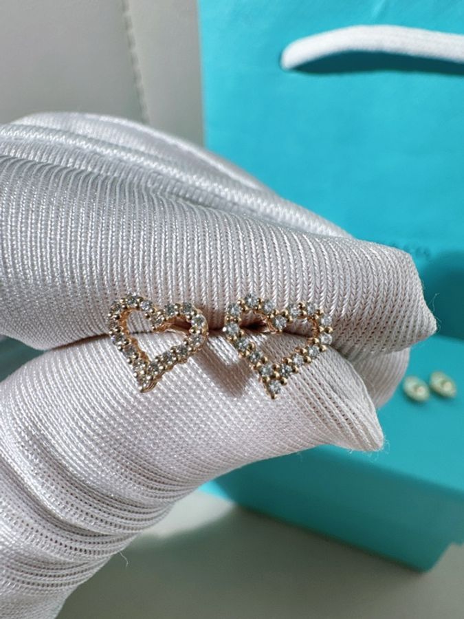 Tiffany蒂芙尼 玫瑰金鏤空愛心鑽石耳釘，迷你號-5