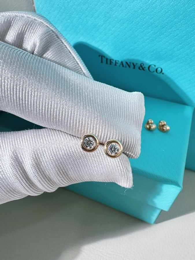 Tiffany蒂芙尼 Elsa Peretti® 系列 18K玫瑰金泡泡單鑽耳釘，單邊鑽石10分-5
