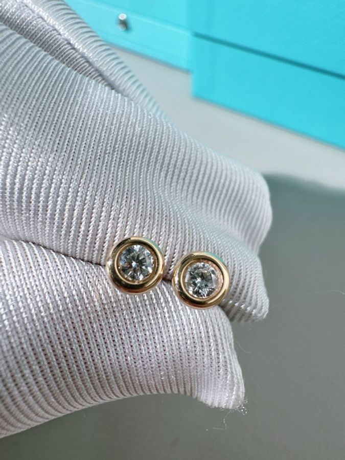 Tiffany蒂芙尼 Elsa Peretti® 系列 18K玫瑰金泡泡單鑽耳釘，單邊鑽石10分-6
