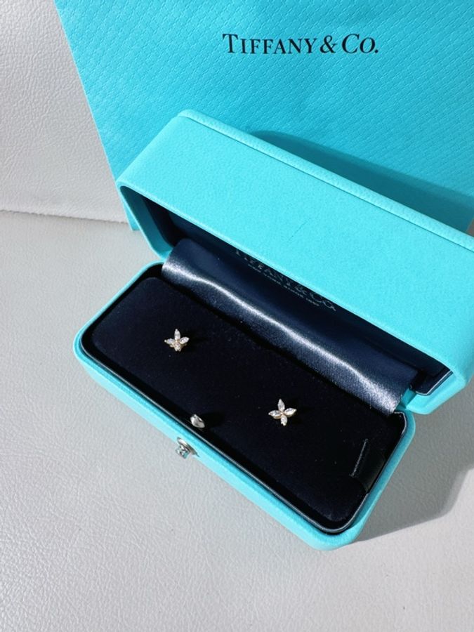 Tiffany蒂芙尼 Victoria系列 18K玫瑰金四葉草鑽石耳釘-3