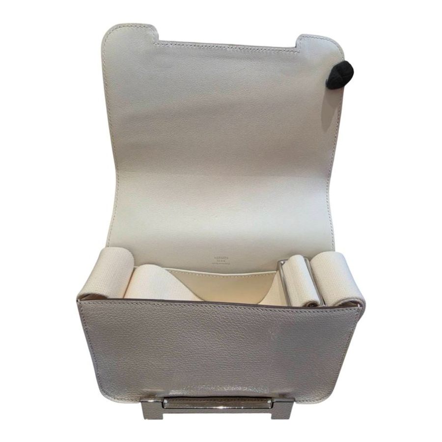 【美收精品】HERMÈS Geta 高質感奶油白色 H 磁吸銀扣木屐包  5-701-4