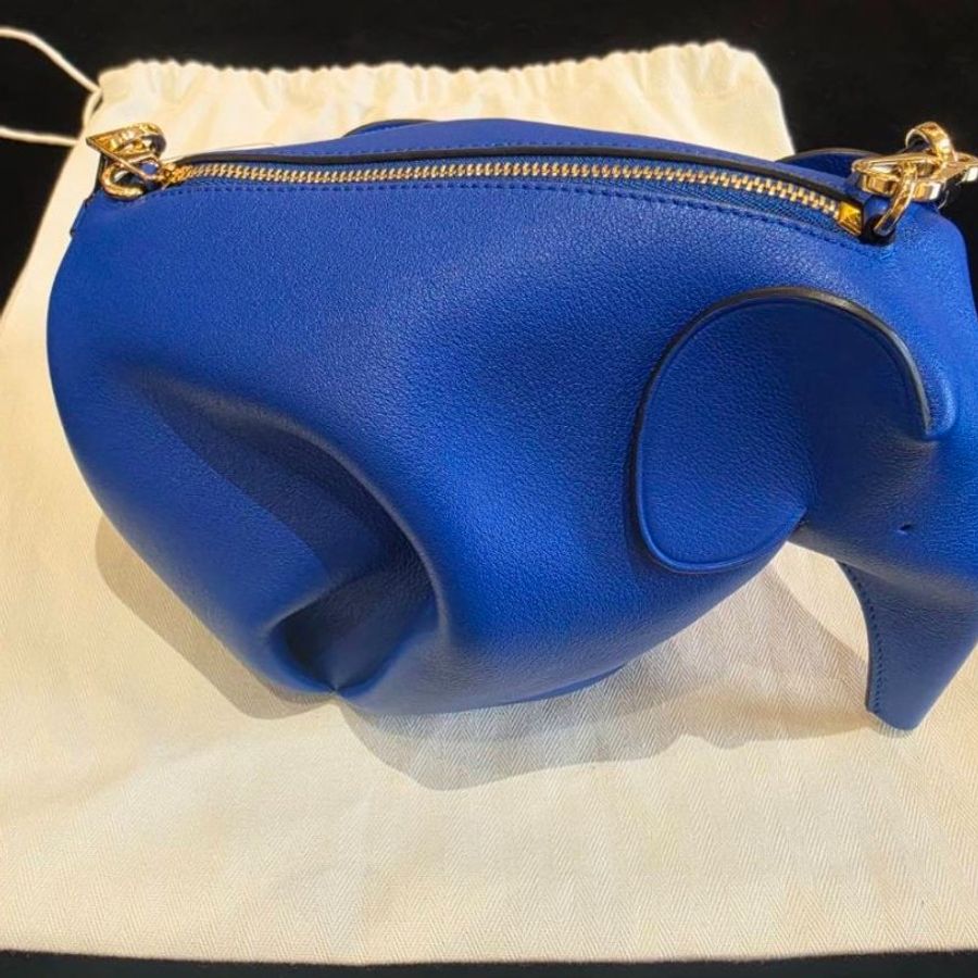 【美收精品】LOEWE大象藍立體可愛造型小側背包 5-700-0