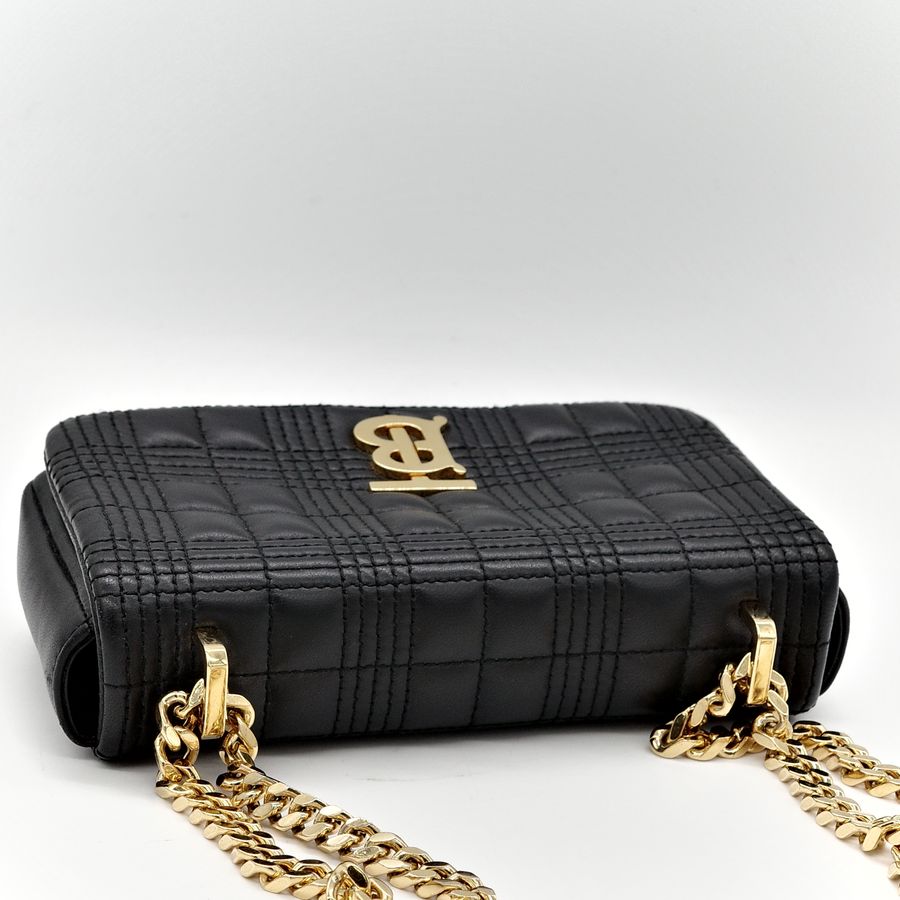 Burberry 巴寶莉 Lola 黑金羊皮側背包-4