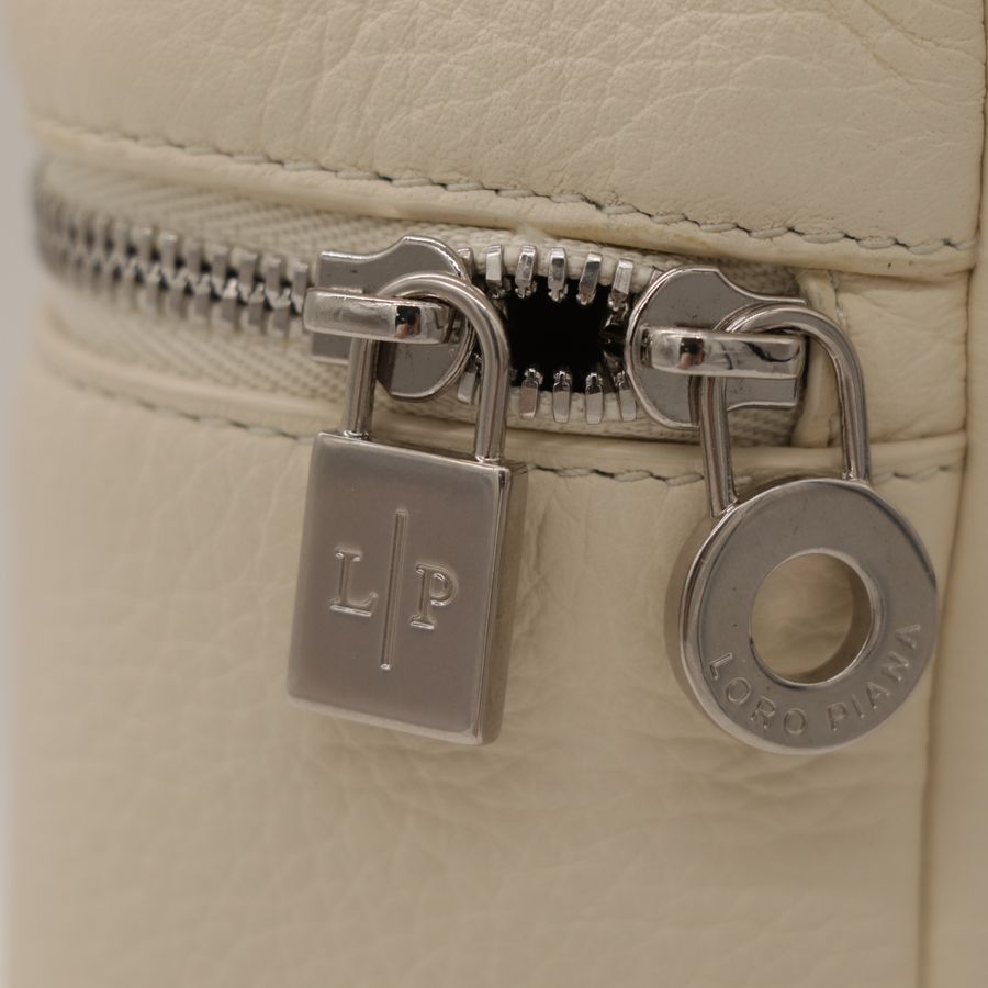 Loro Piana Extra Pocket L23.5 奶昔白 牛皮 雙肩包-12