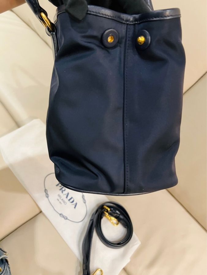 Prada 普拉達 經典尼龍托特包/肩背包/深藍黑色/95新美品-4