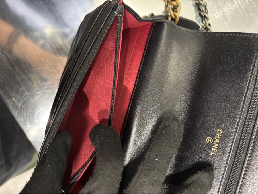 全網最低🌟Chanel 19 Bag Woc 鏈條錢包 ｜Classic Trend CT精品｜台北東區實體-1