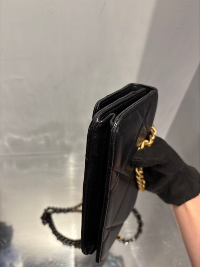 全網最低🌟Chanel 19 Bag Woc 鏈條錢包 ｜Classic Trend CT精品｜台北東區實體-8