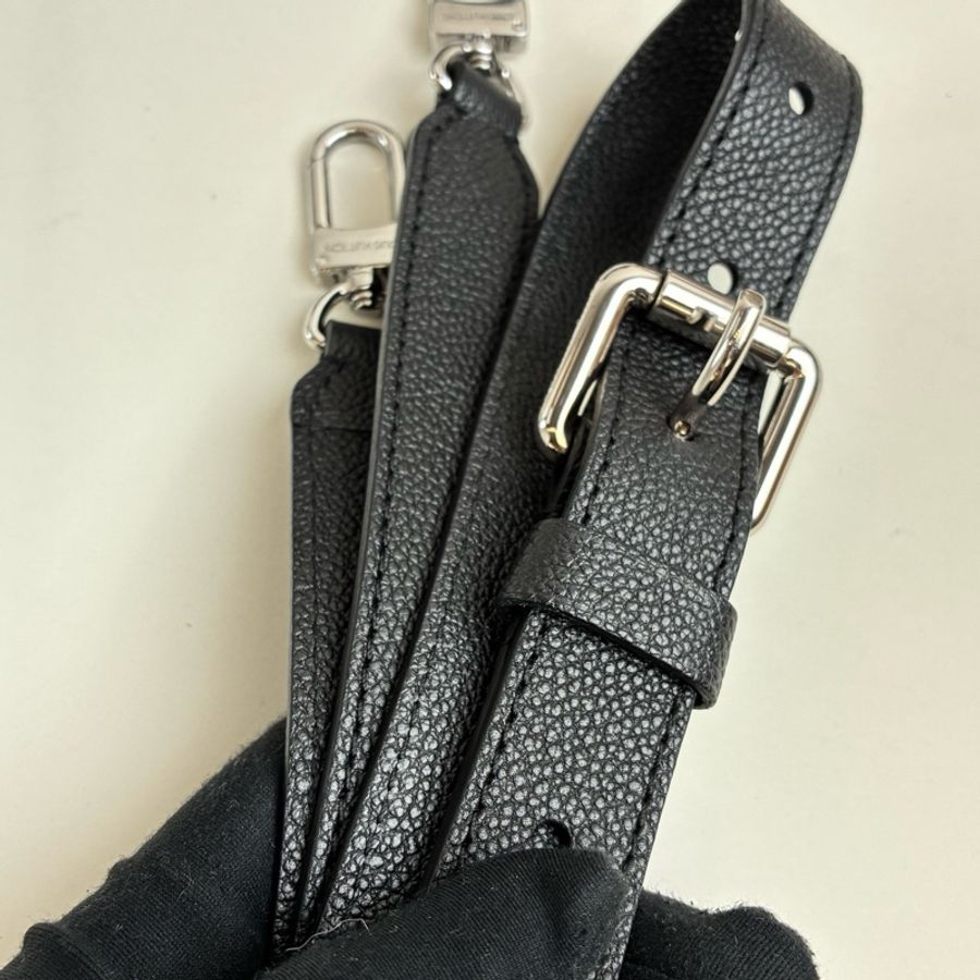 LV/路易威登  Marelle 芯片款 黑色水波紋腋下斜挎包 兩條肩帶-7