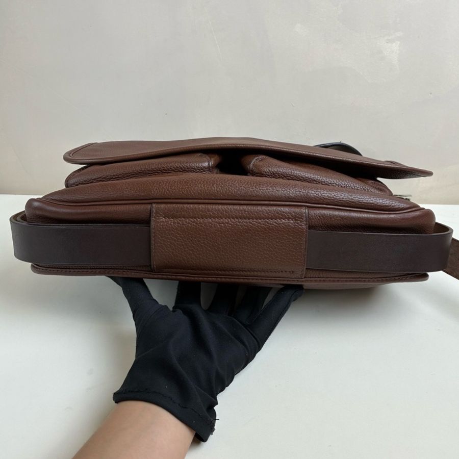 愛馬仕 Hermes Barda系列棕色郵差包，框Q刻，荔枝紋牛皮，尺寸33x26.5-6