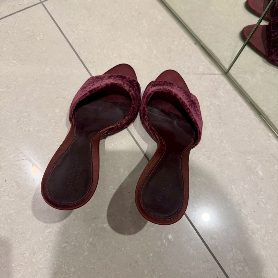 99新❤️#Gucci #酒紅絲絨 #低跟涼鞋 #37碼-5