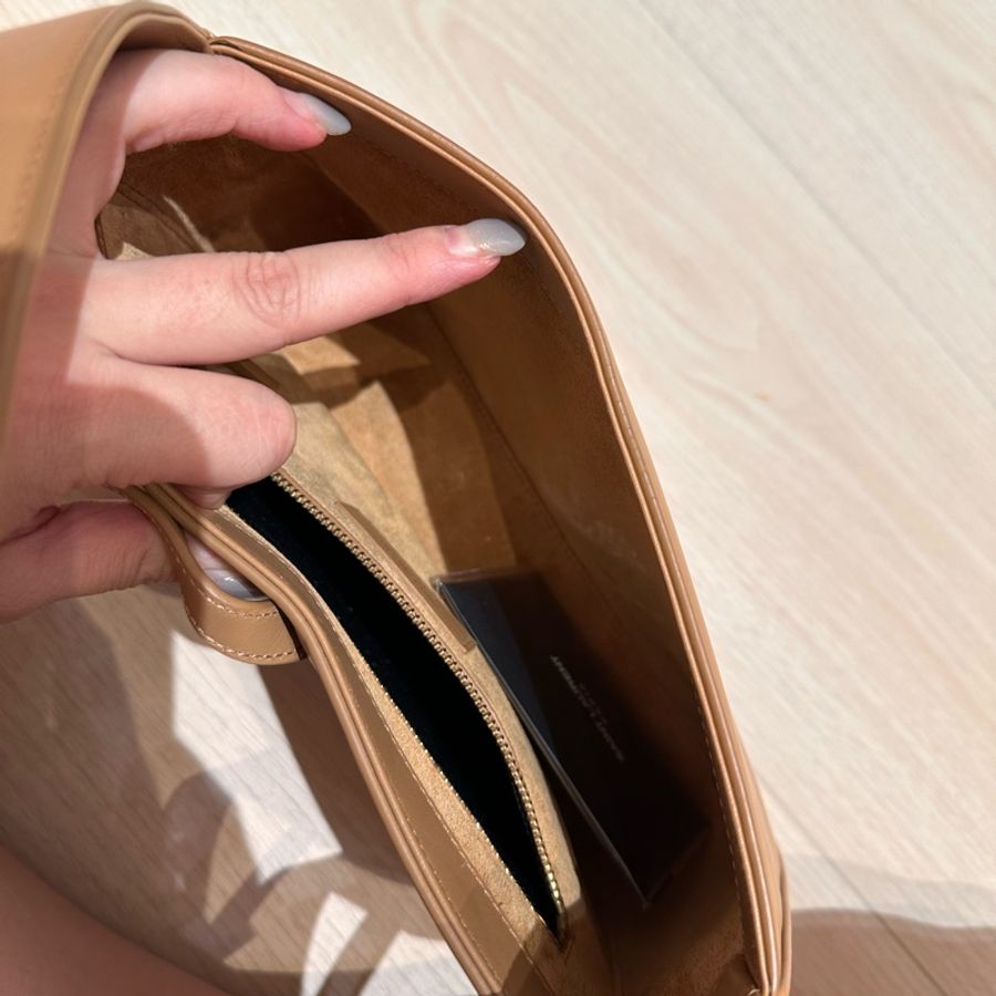 Saint Laurent Le 5 A 7 Mini Hobo 奶茶色皮革腋下包-10