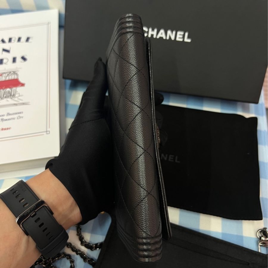 Chanel • 經典Le Boy 全黑荔枝牛皮翻蓋長夾So Black 全配🈶盒-5