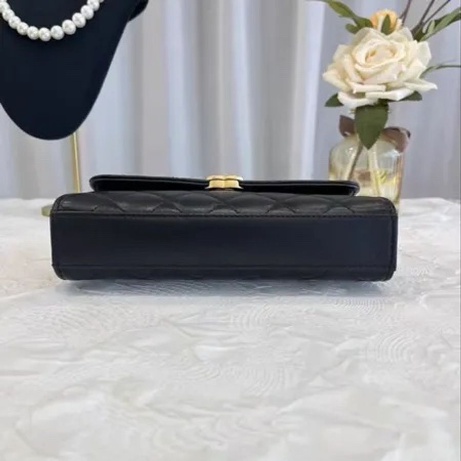 【威選精品】🖤 CHANEL 22B 黑金羊皮琺瑯手柄 Kelly 包｜限量人氣款-3