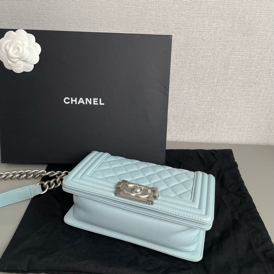 💎Chanel香奈兒｜Leboy 小號鏈條包 寶寶藍羊皮銀扣｜98新芯片款-6