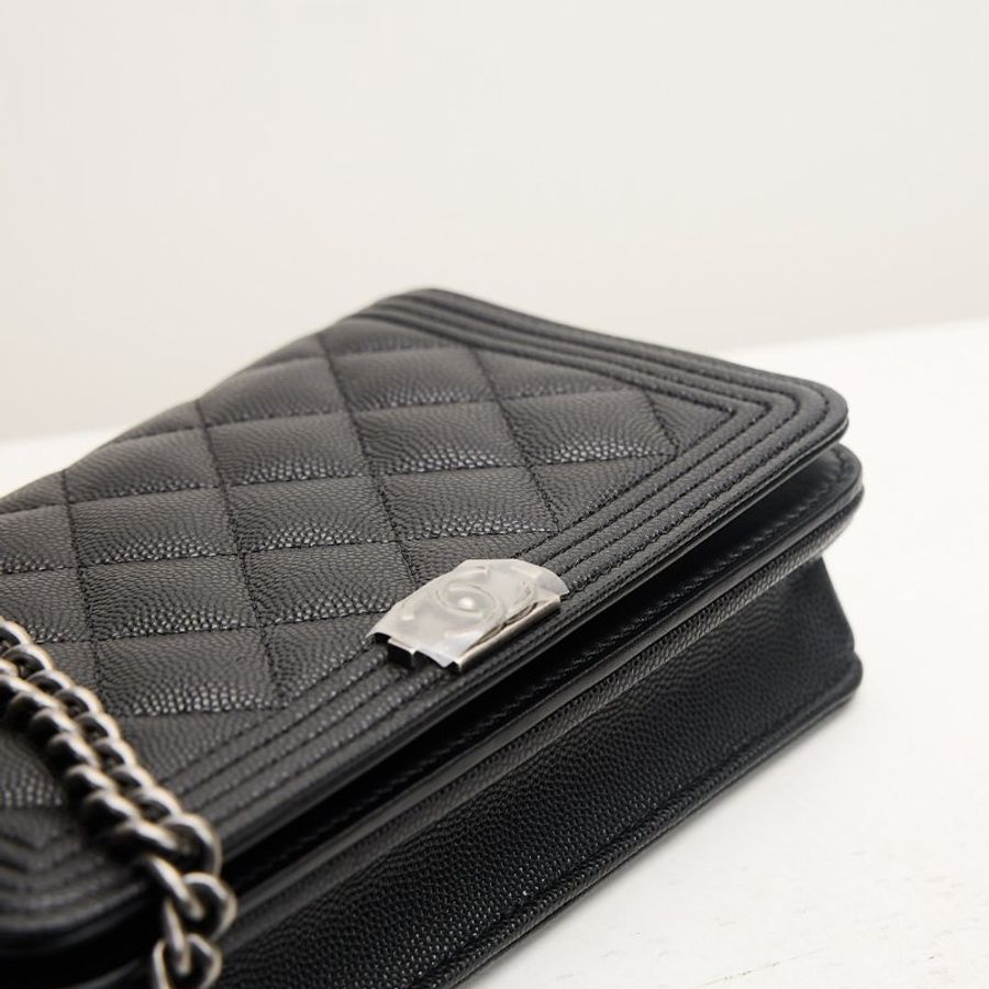 Chanel boy woc 黑銀牛-4