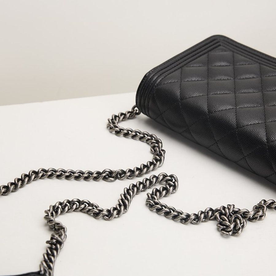 Chanel boy woc 黑銀牛-9
