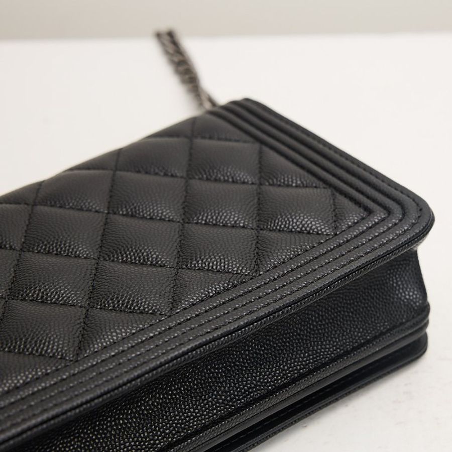 Chanel boy woc 黑銀牛-11
