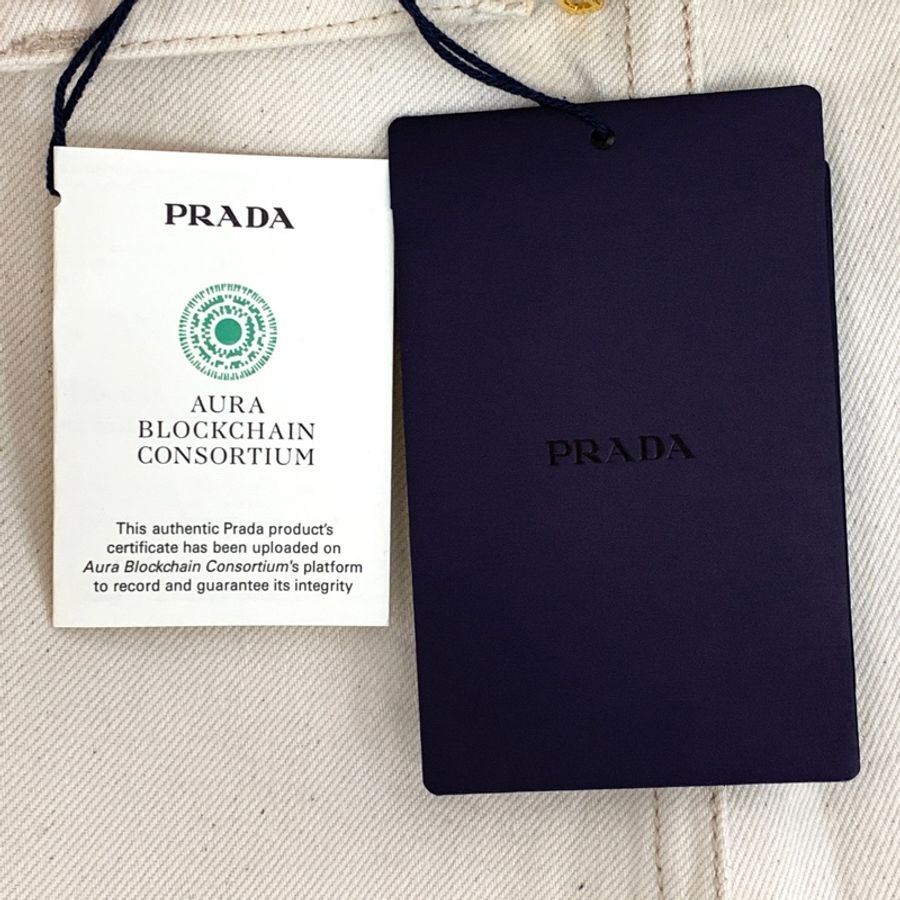 Prada 23款 米色三角标半身短裙 M码-6