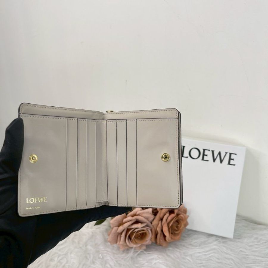 LOEWE 壓紋小牛皮對開短夾-3