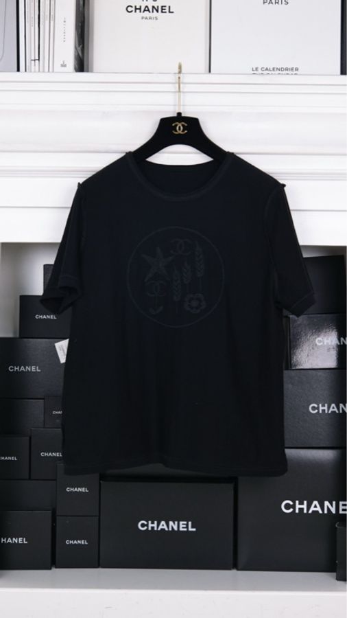 Chanel 22P黑色麦穗五角星山茶花图案短袖上衣-10