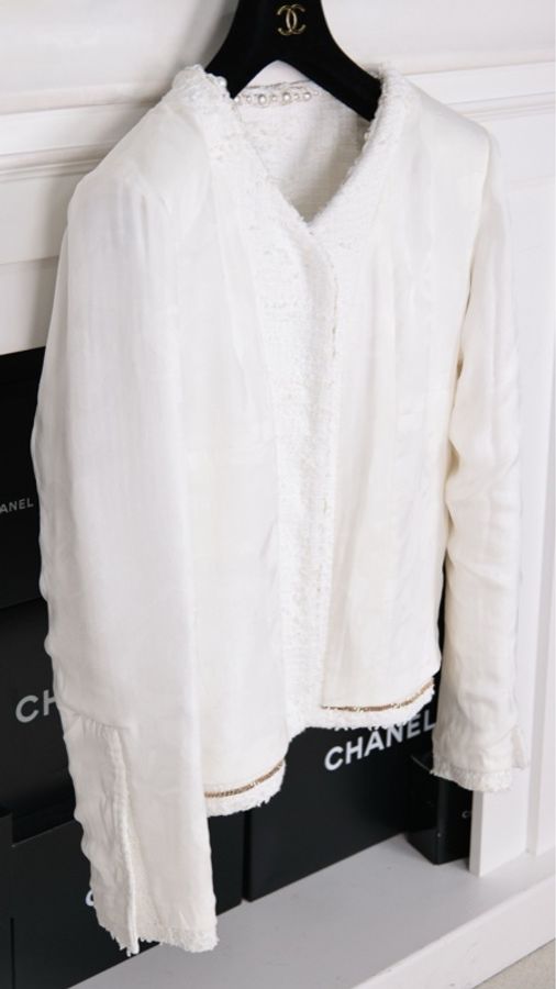 Chanel 25P白色重工珍珠滚边粗花呢上衣外套-5