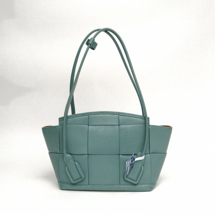 BOTTEGA VENETA Arco小號22藍色牛皮肩背包-2