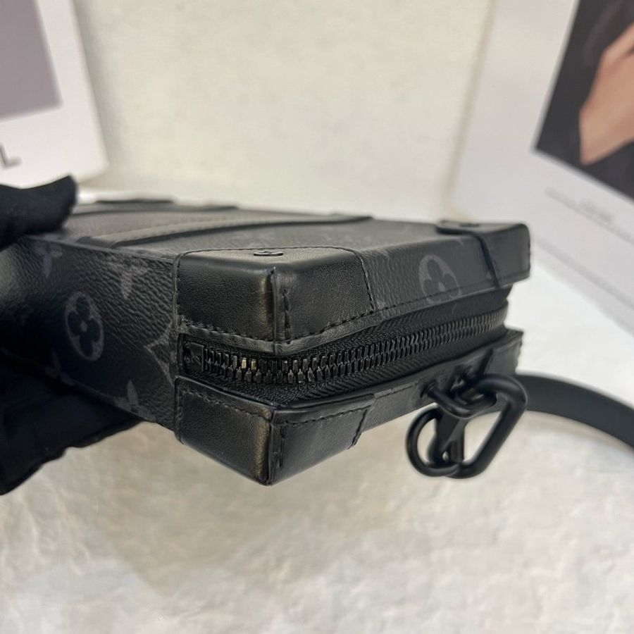路易威登/Louis Vuitton Trunk Wallet 黒花盒子斜背包-6