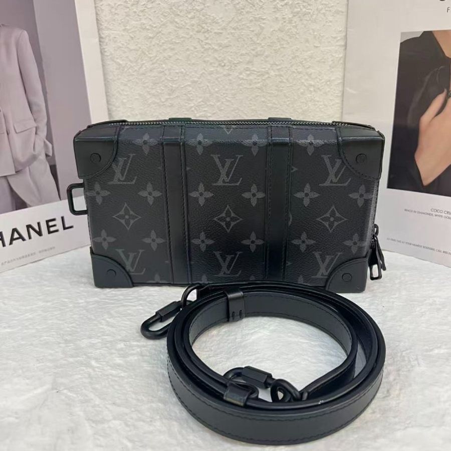 路易威登/Louis Vuitton Trunk Wallet 黒花盒子斜背包-7
