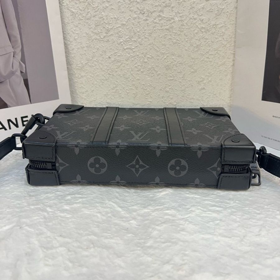 路易威登/Louis Vuitton Trunk Wallet 黒花盒子斜背包-8