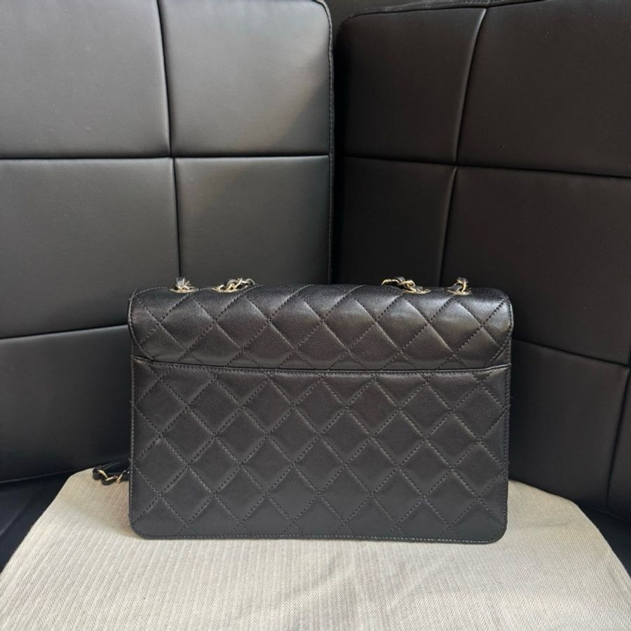 香奈兒Chanel 黑金琺瑯扣季節限定 羊皮手提包單肩包斜挎包-1