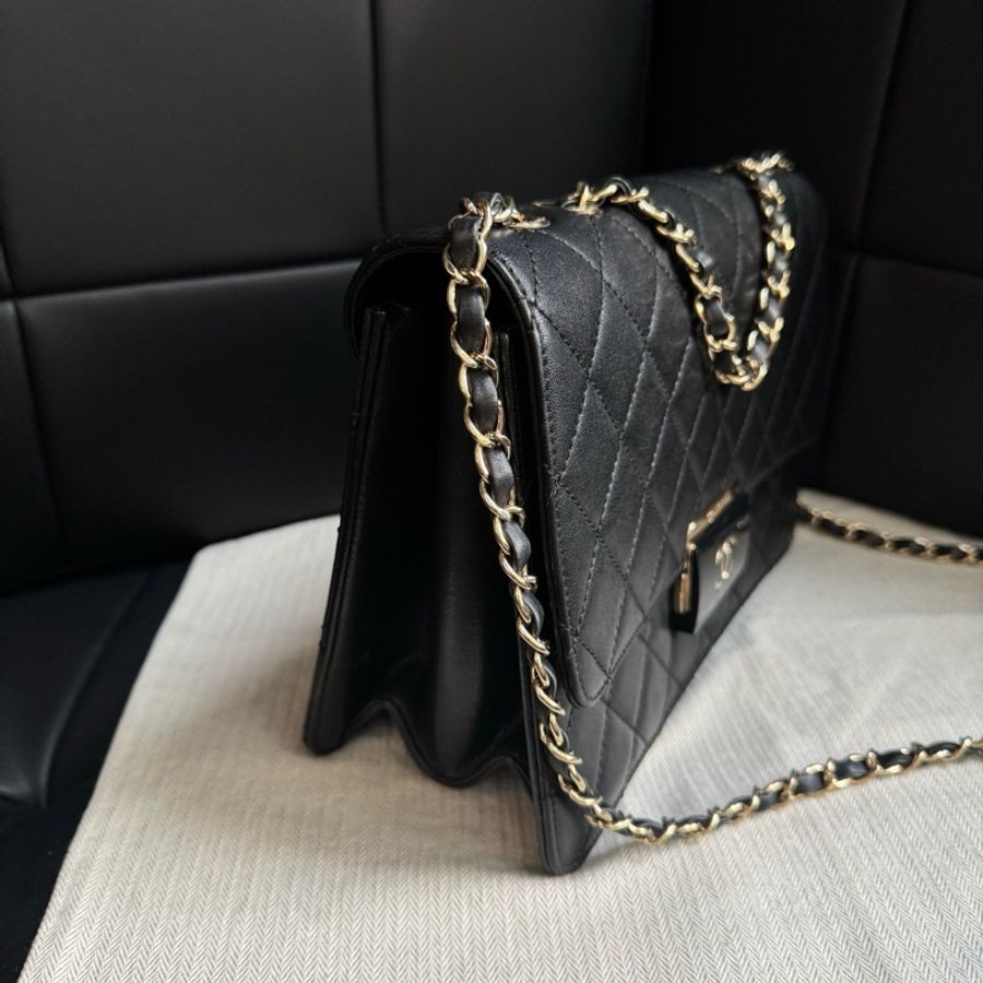 香奈兒Chanel 黑金琺瑯扣季節限定 羊皮手提包單肩包斜挎包-2