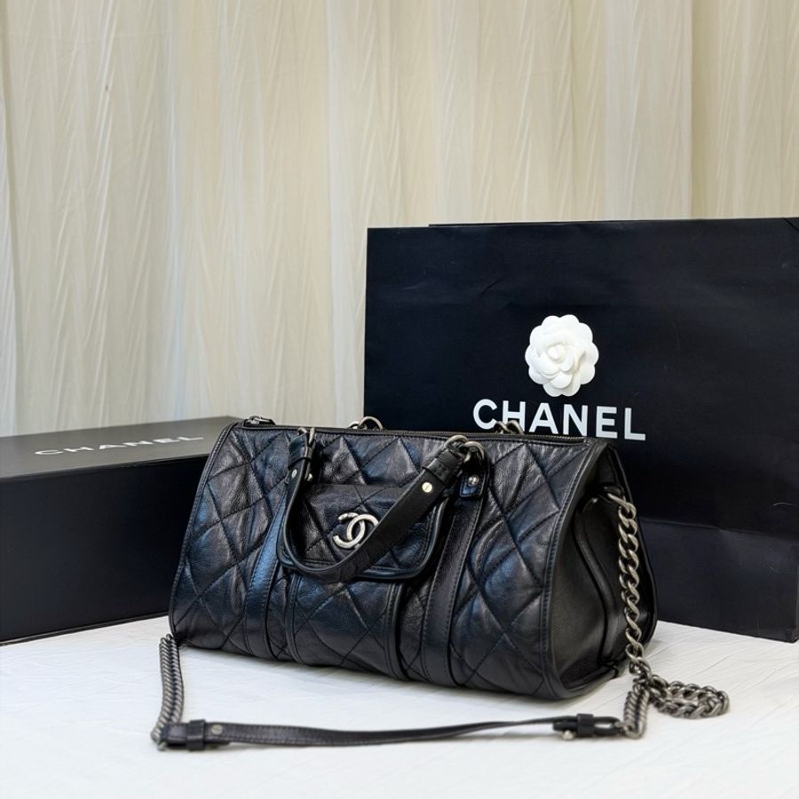 香奈兒Chanel黑銀 波士頓機車包 手提包斜挎包-1