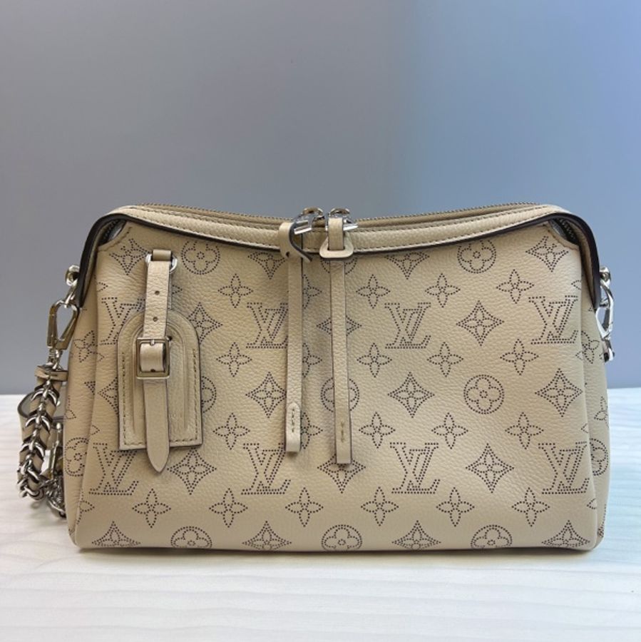 95新 LV 全皮大象灰 Hand It All月光女神 芯片款 底長29cm-5