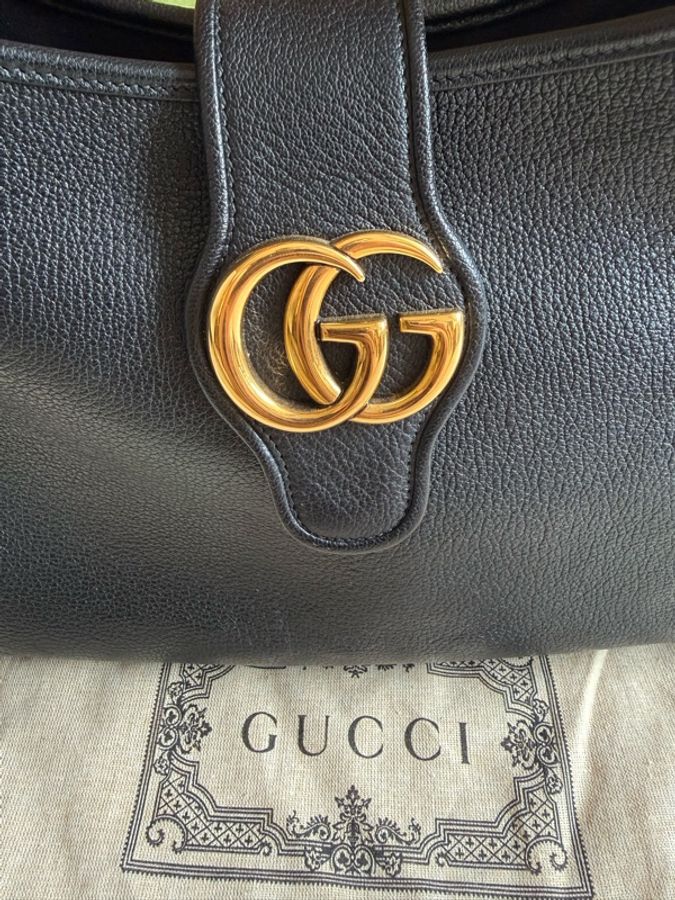 Gucci Aphrodite 黑金新月包（M號）-12