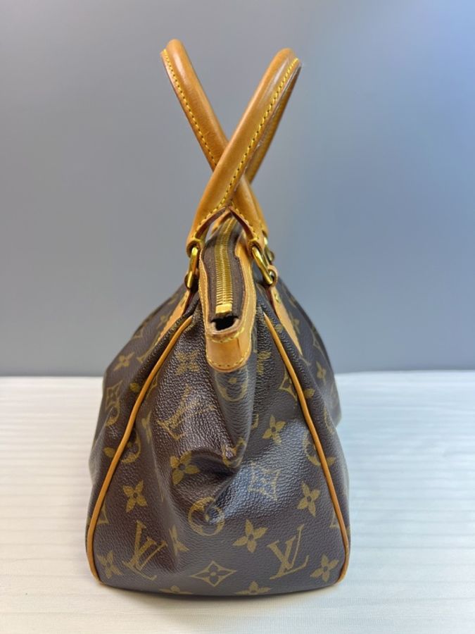 Lv 老花餃子包 手拎包 尺寸28*19 成色很好 配皮白 經典實用款 超值帶走-2