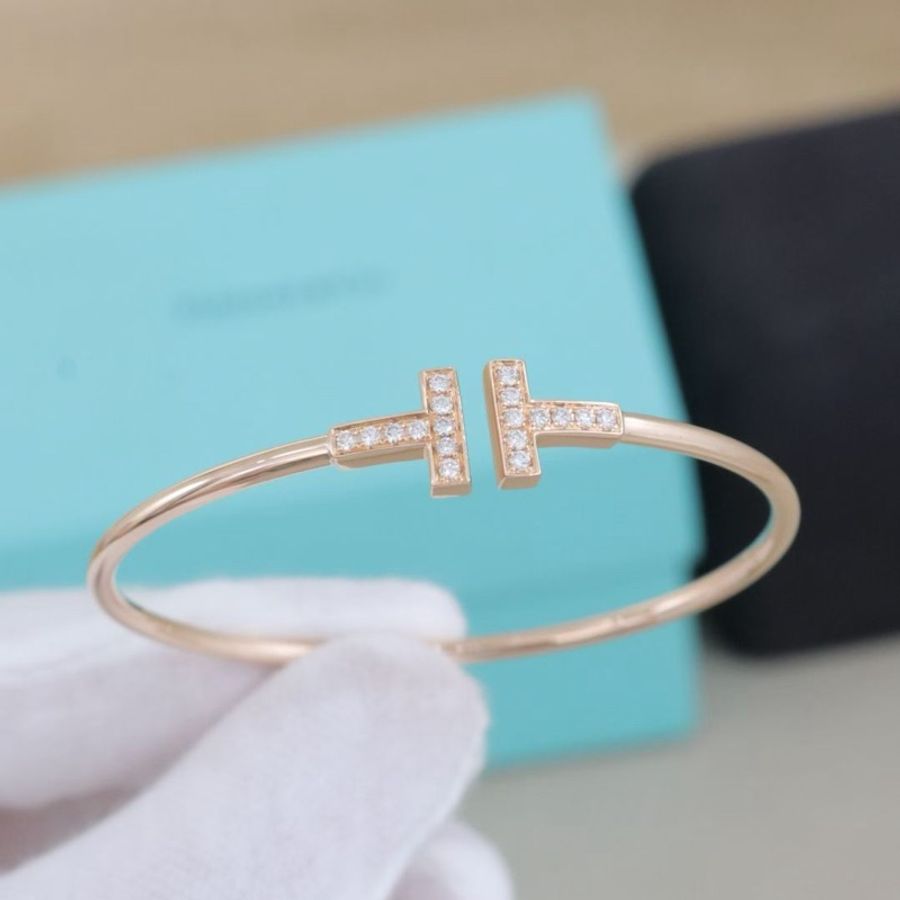 特價出 Tiffany蒂芙尼T系列线圈手镯，18K玫瑰金镶钻，内径5.5cm（平时戴15,16都可用）配件盒子-0
