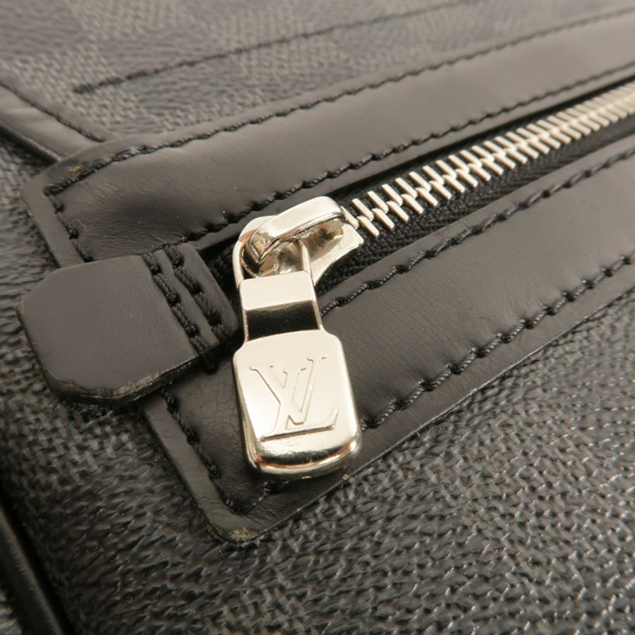 LOUIS VUITTON Damier Graghite Daniel MM肩背袋-8
