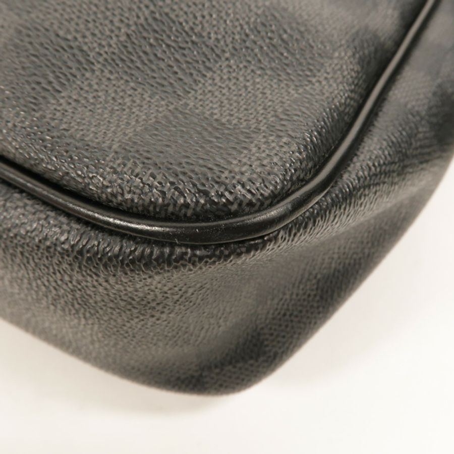LOUIS VUITTON Damier Graghite Daniel MM肩背袋-12