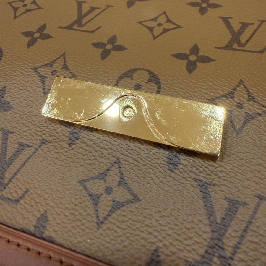 LV M44391 達芙妮 Dauphine 雙色 Monogram Reverse 金鍊 肩背包斜背包兩用包-30