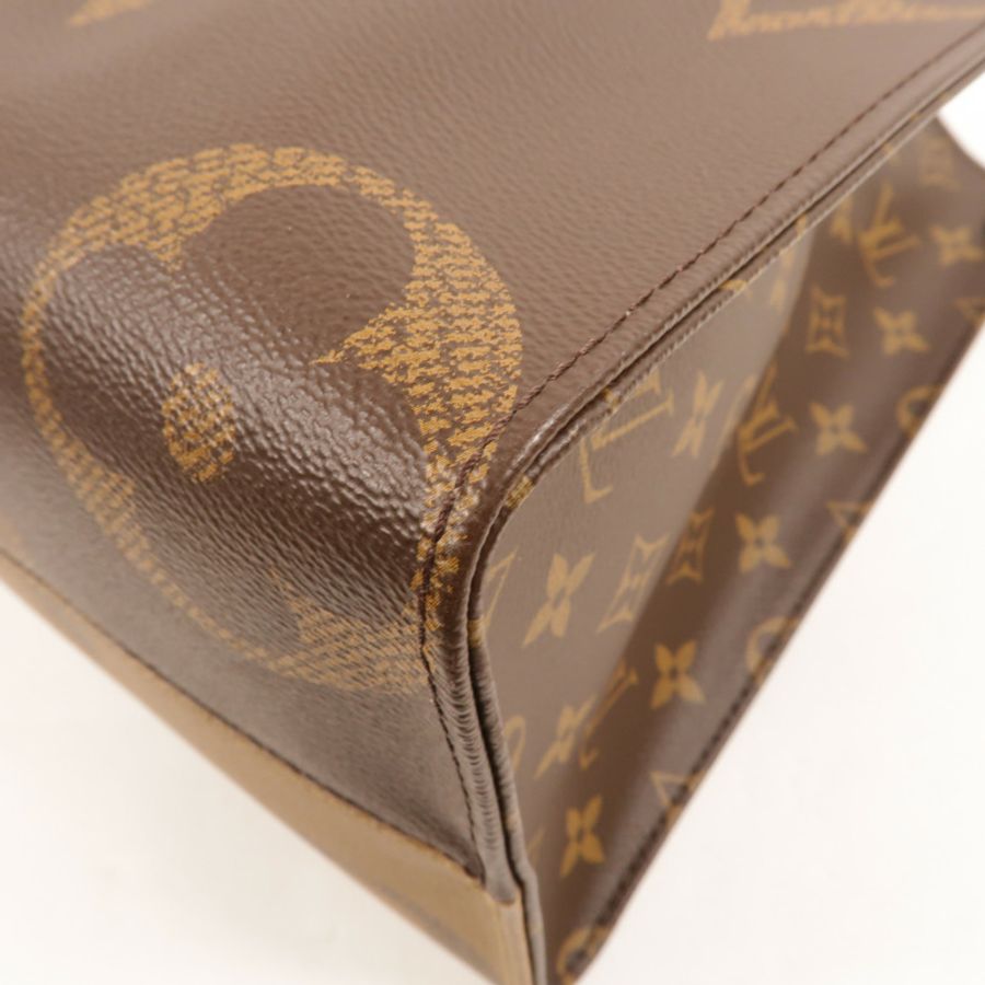 LOUIS VUITTON Monogram Giant On The Go MM金扣手挽肩背兩用袋-9