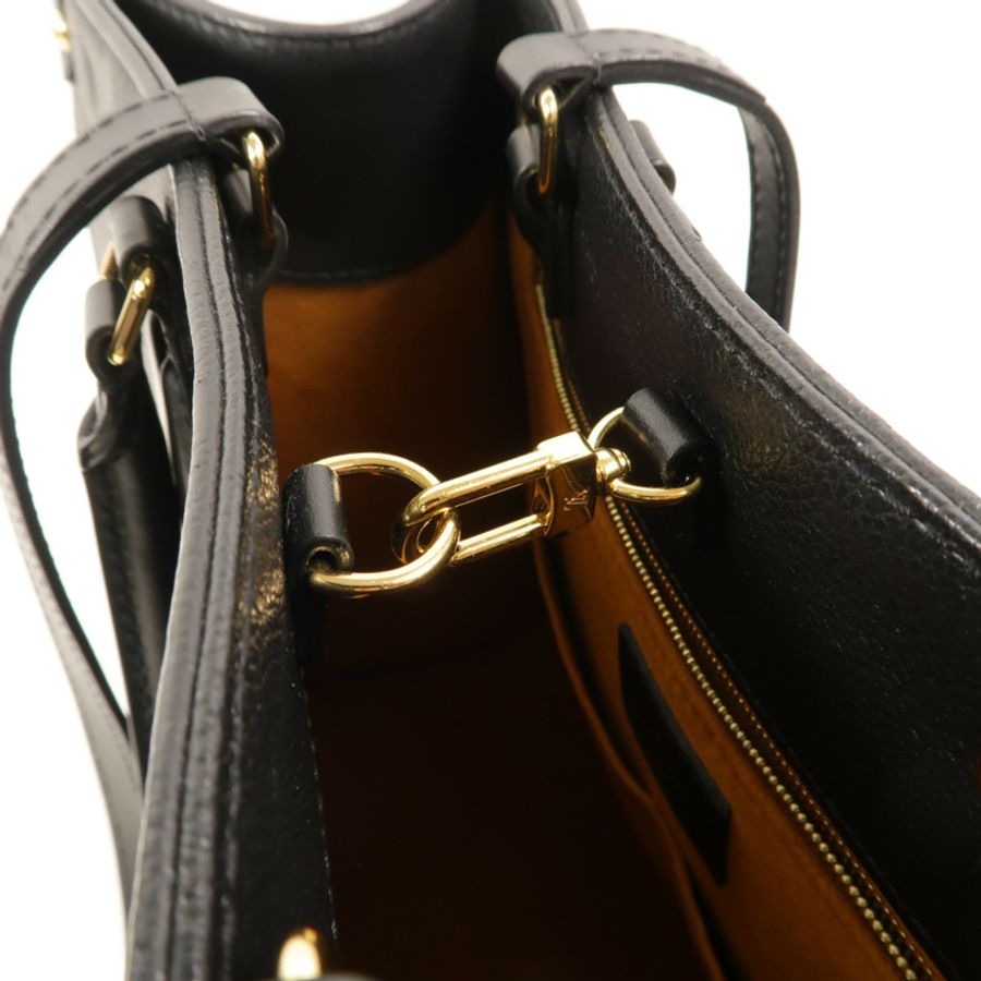LOUIS VUITTON Monogram Empreinte On The Go MM手挽肩背兩用袋-6