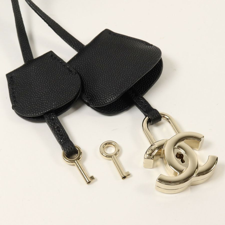 CHANEL 牛皮皮革CC Filigree Vanity Case Medium鏈帶手挽肩背兩用袋-15