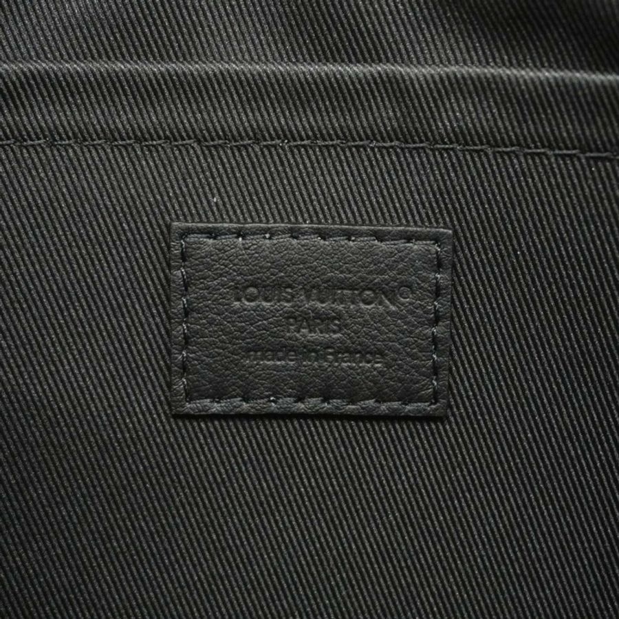 路易威登 Monogram Shadow Pochette Voyage Souple 手拿包 M82545 黑色男士-4