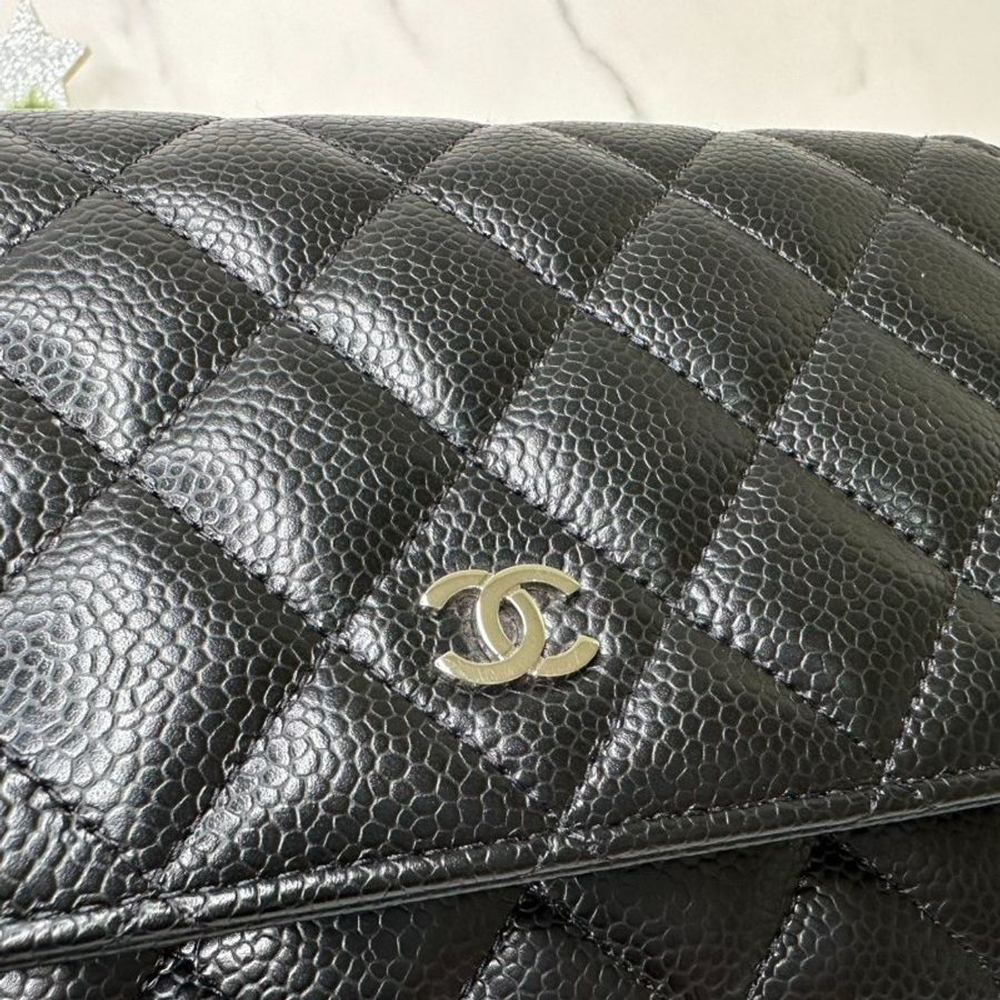 CHANEL woc黑金荔枝牛鏈帶包-6