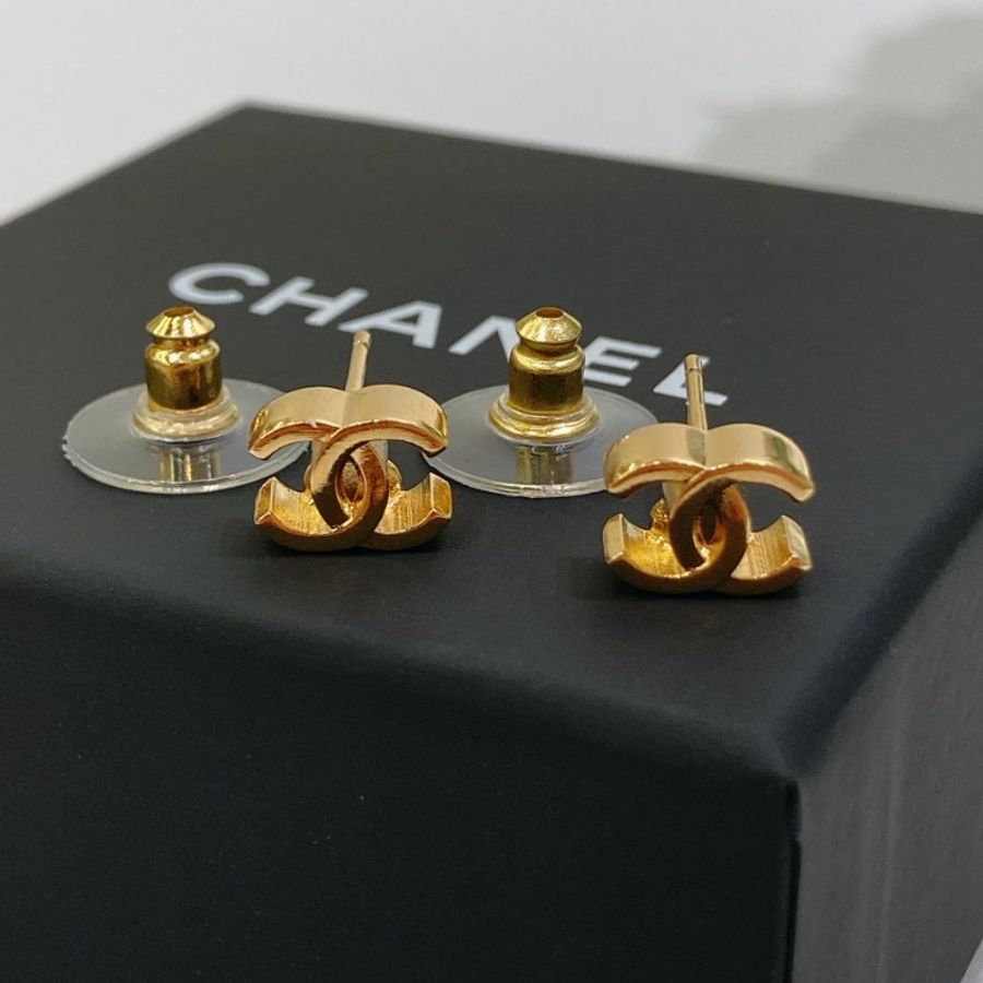 TW4912	Chanel 香奈兒迷你CC字耳環 26p Small CC Logo Earrings 1cm Gold-2